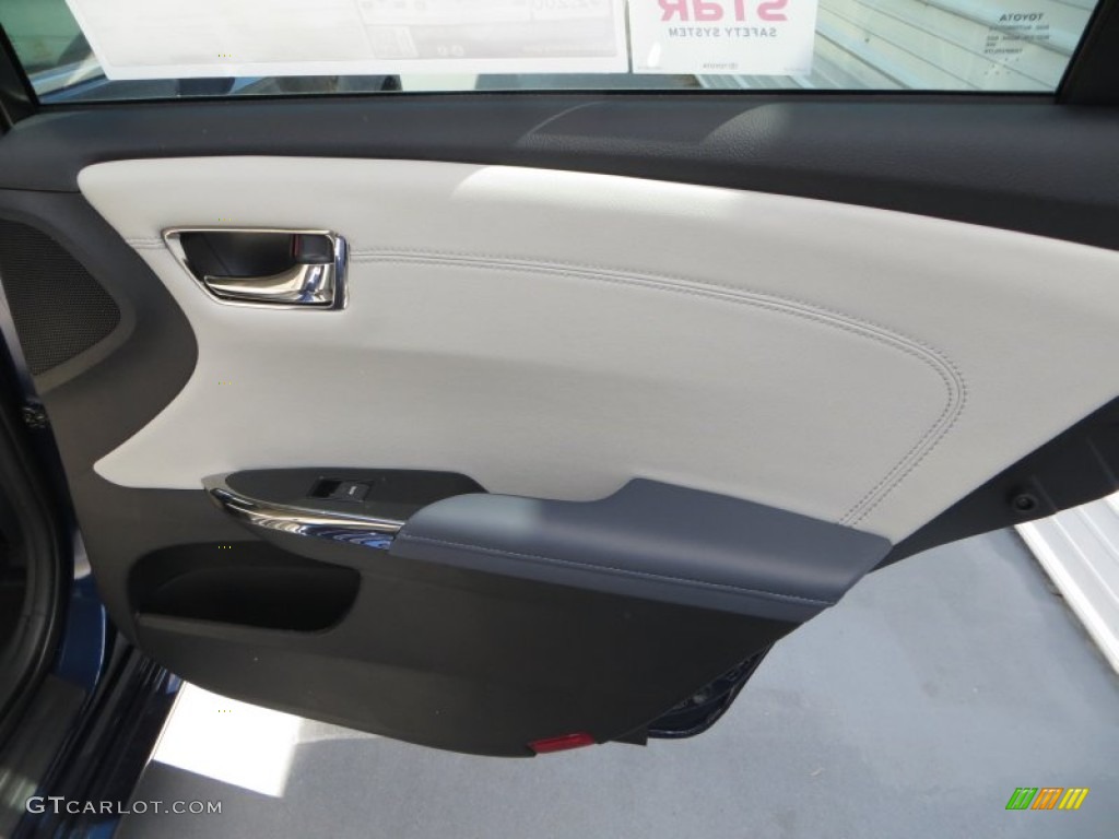 2013 Avalon XLE - Nautical Blue Metallic / Light Gray photo #21