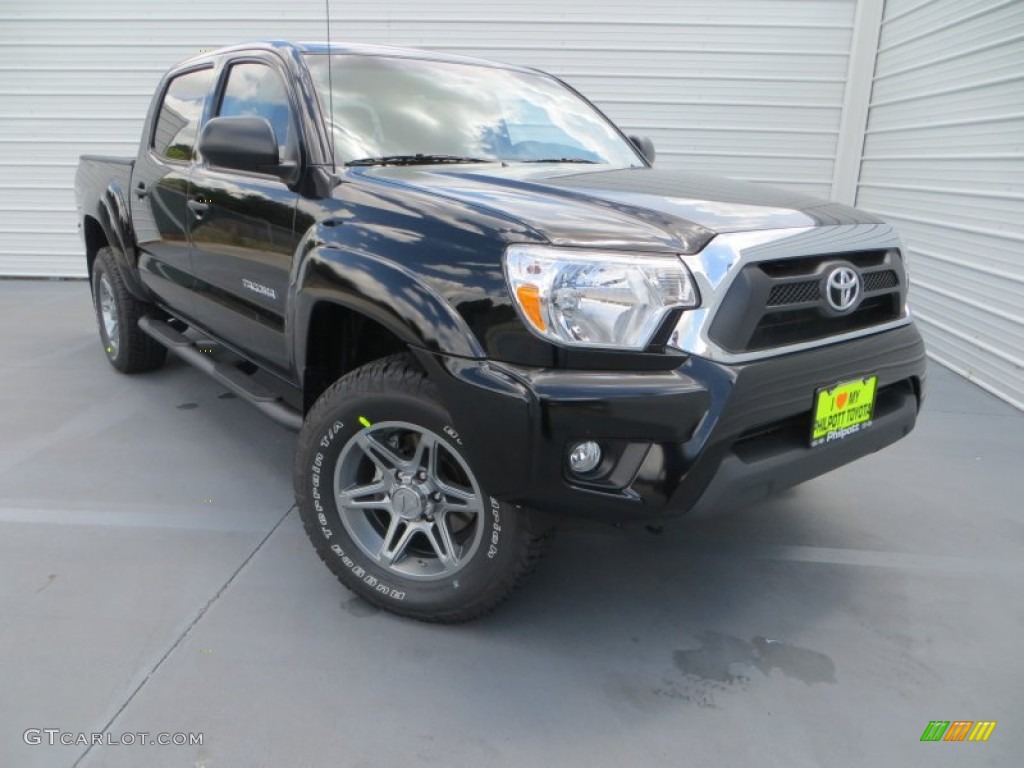 Black Toyota Tacoma