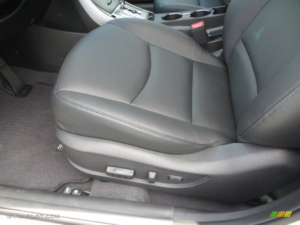 2013 Elantra Limited - Silver / Black photo #24