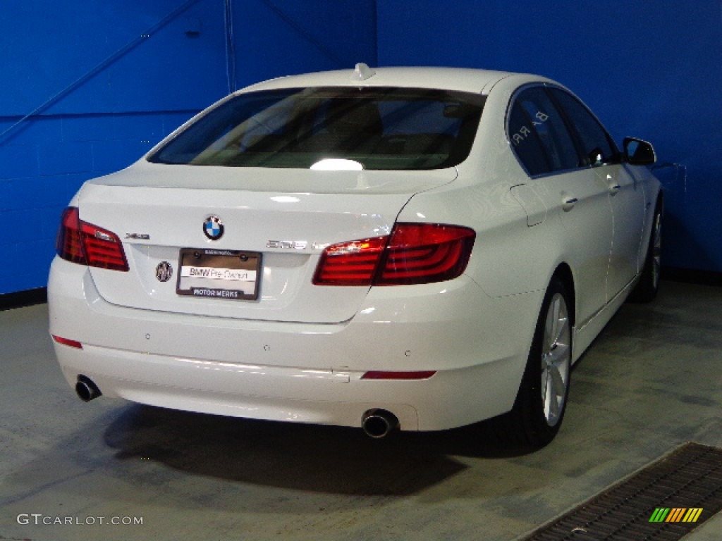 2013 5 Series 535i xDrive Sedan - Alpine White / Black photo #9