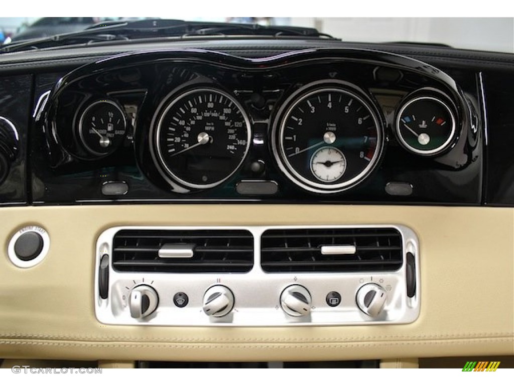 2002 BMW Z8 Roadster Gauges Photo #84898181