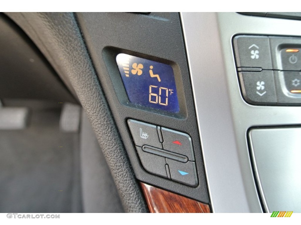2010 Cadillac CTS 3.0 Sedan Controls Photo #84900987