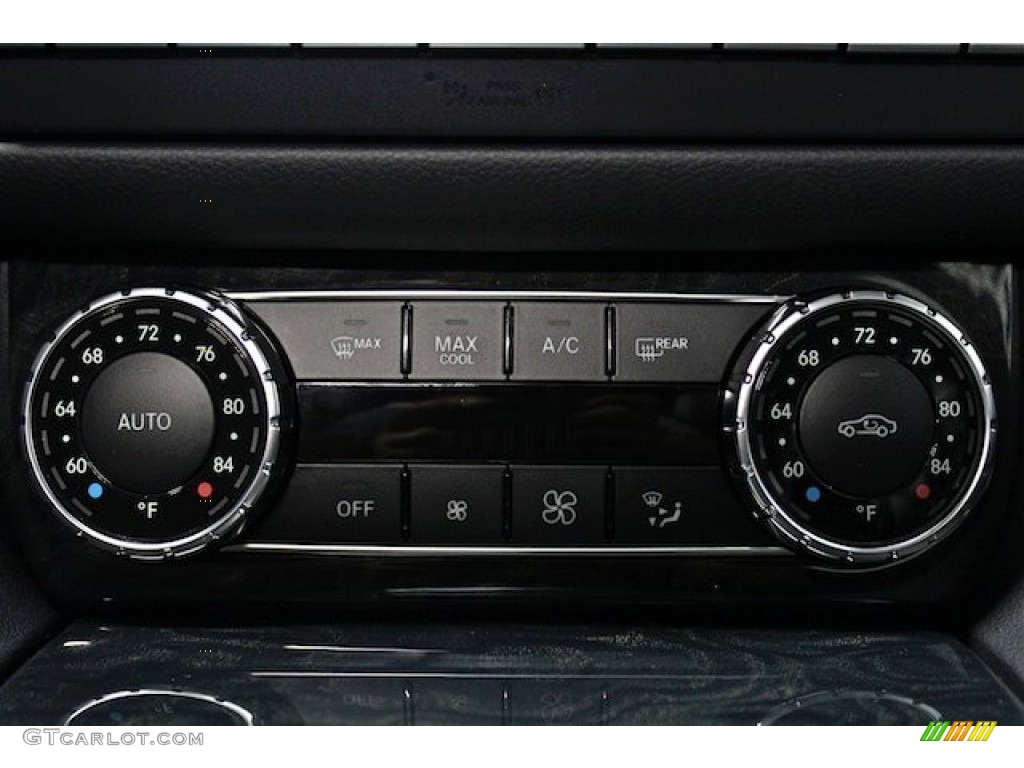 2013 Mercedes-Benz CLS 550 4Matic Coupe Controls Photo #84902162