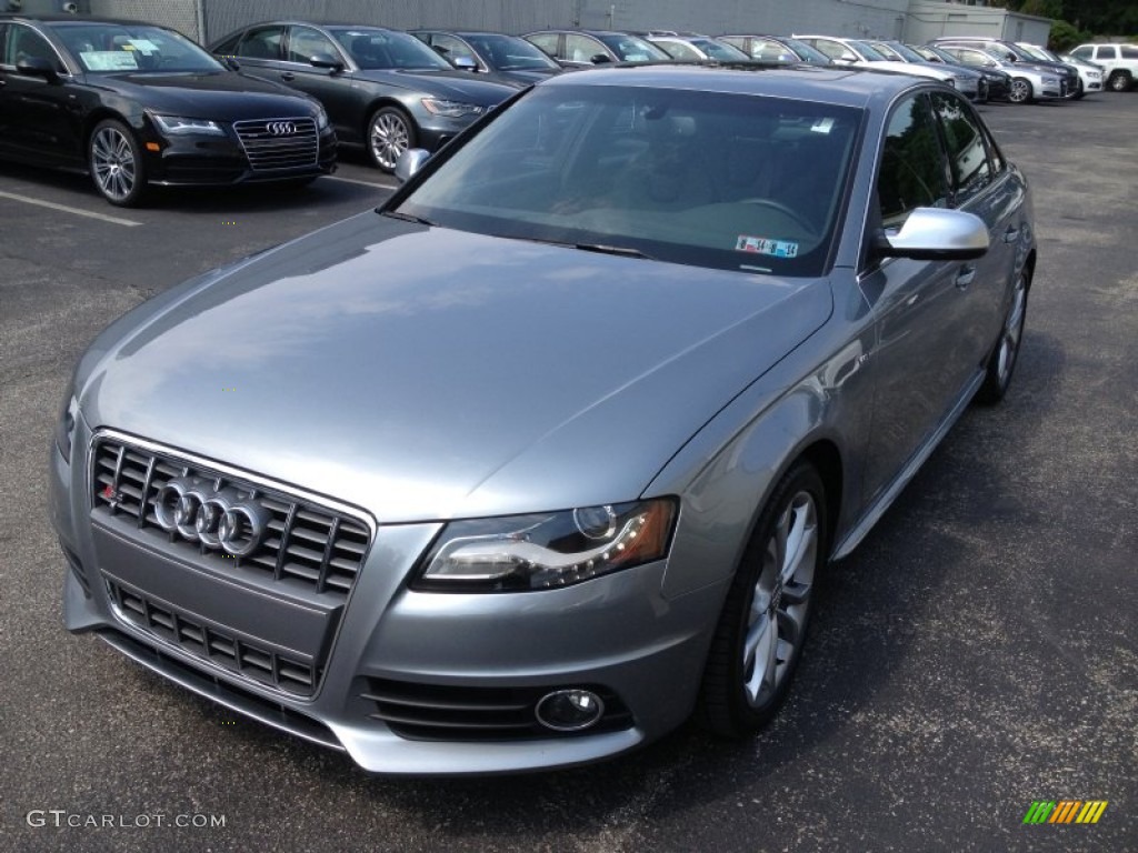 Quartz Grey Metallic Audi S4