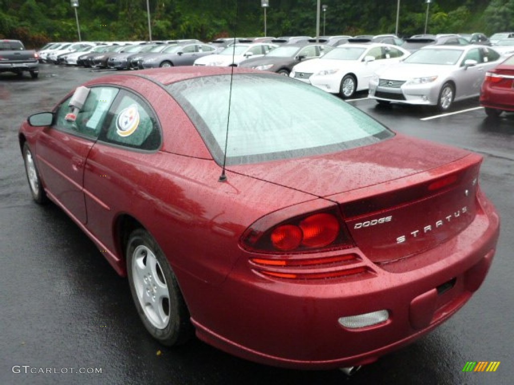 2002 Stratus SE Coupe - Ruby Red Pearl / Black/Light Gray photo #15