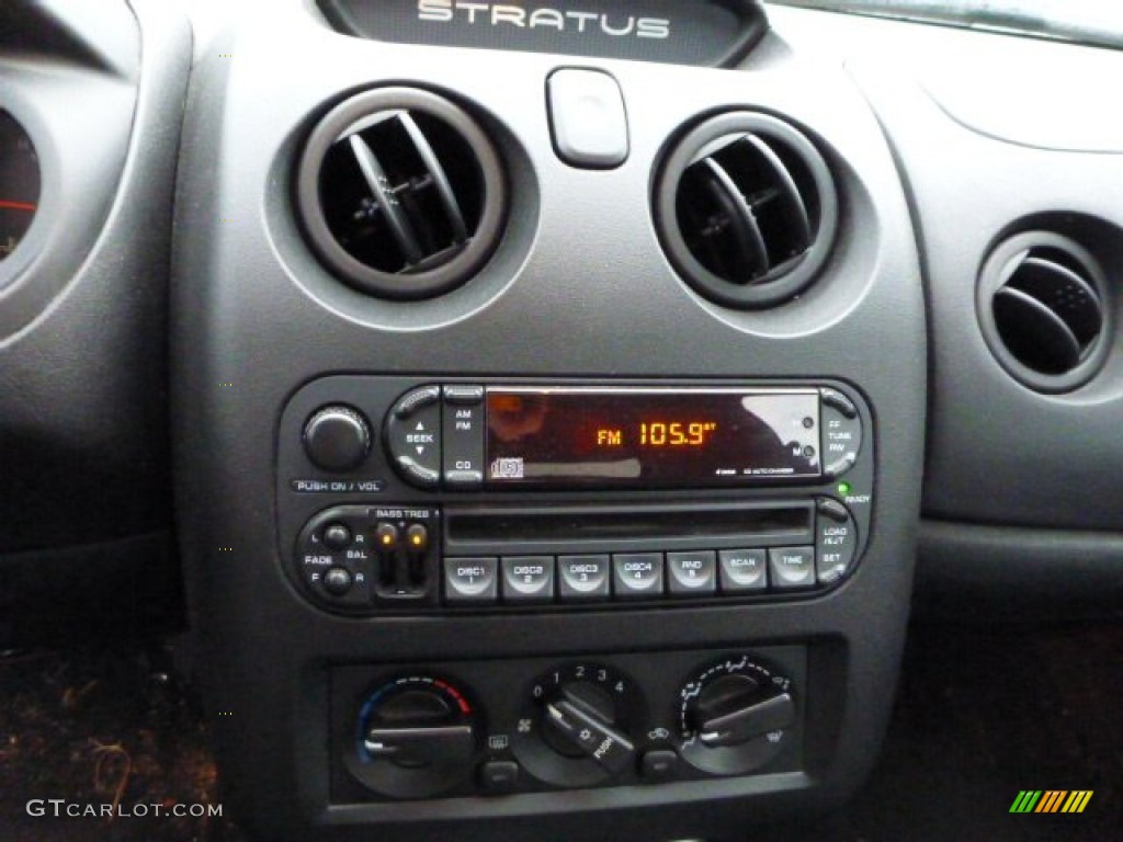 2002 Dodge Stratus SE Coupe Controls Photos
