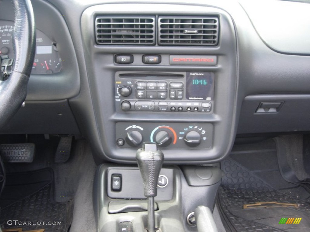 1997 Camaro Z28 Convertible - Sebring Silver Metallic / Dark Grey photo #4