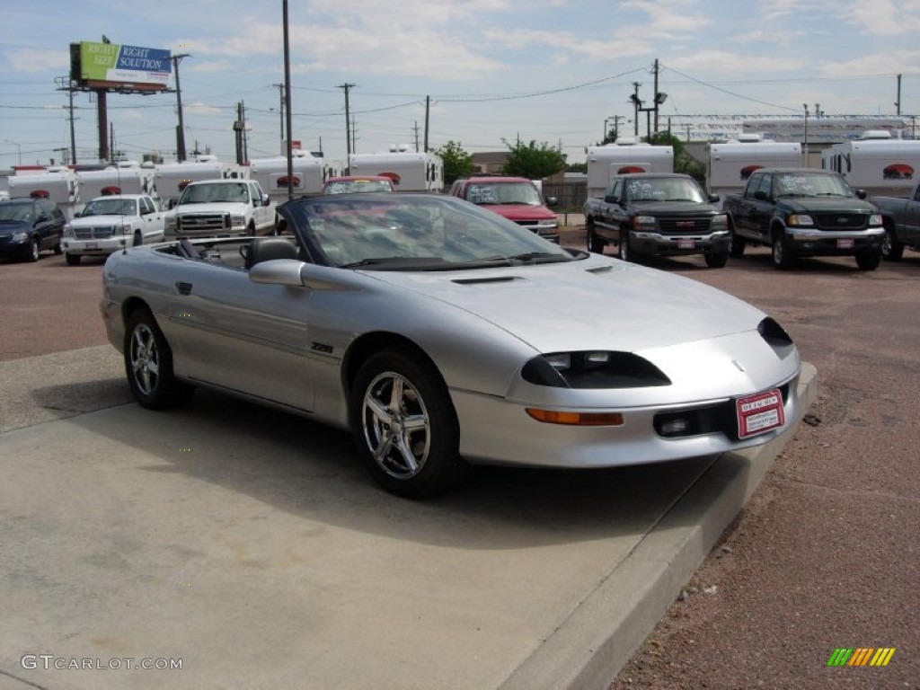 1997 Camaro Z28 Convertible - Sebring Silver Metallic / Dark Grey photo #14