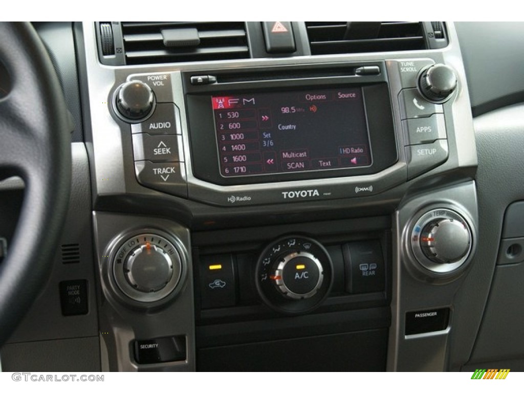 2013 Toyota 4Runner Trail 4x4 Controls Photos