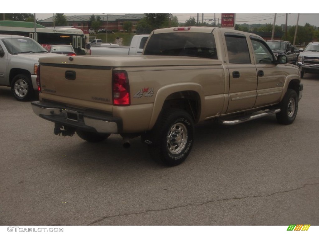 2004 Silverado 2500HD LT Crew Cab 4x4 - Sandstone Metallic / Tan photo #2