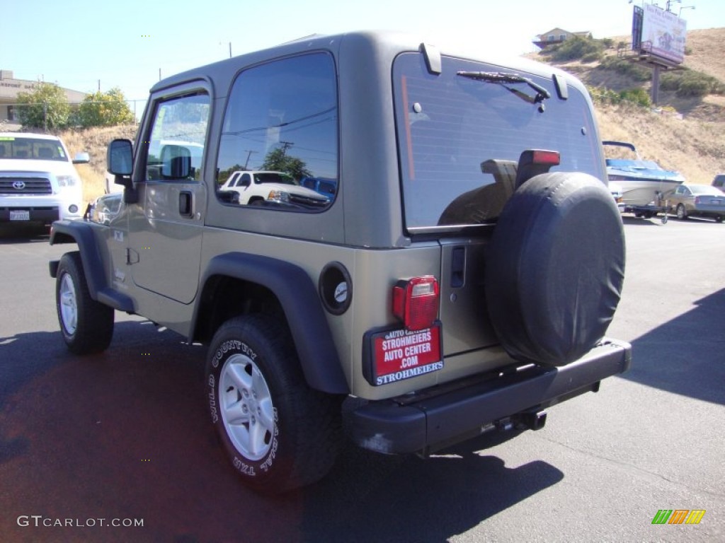 2004 Wrangler X 4x4 - Light Khaki Metallic / Khaki photo #5