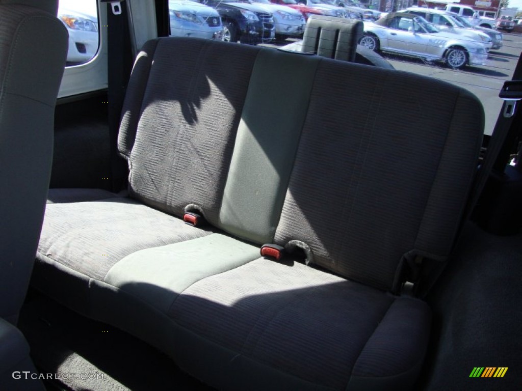 2004 Wrangler X 4x4 - Light Khaki Metallic / Khaki photo #20