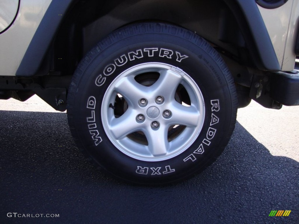 2004 Wrangler X 4x4 - Light Khaki Metallic / Khaki photo #22