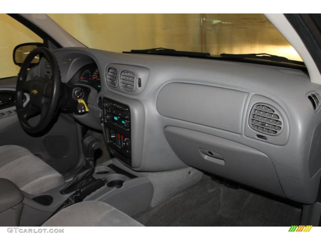 2007 TrailBlazer LS 4x4 - Graphite Metallic / Light Gray photo #26