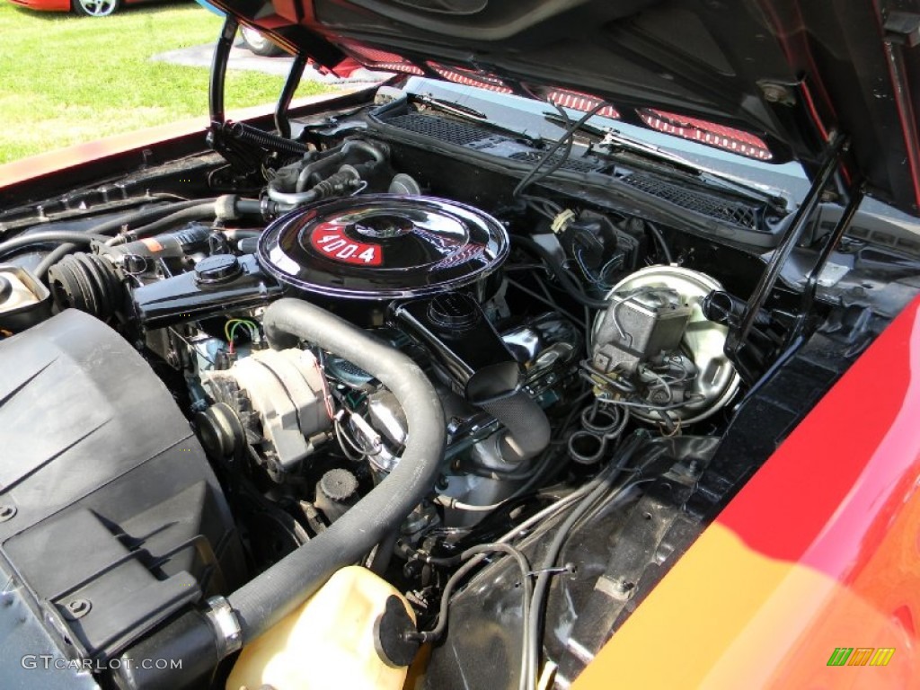 1970 Pontiac Firebird Formula 400 400 cid OHV 16-Valve V8 Engine Photo #84907175