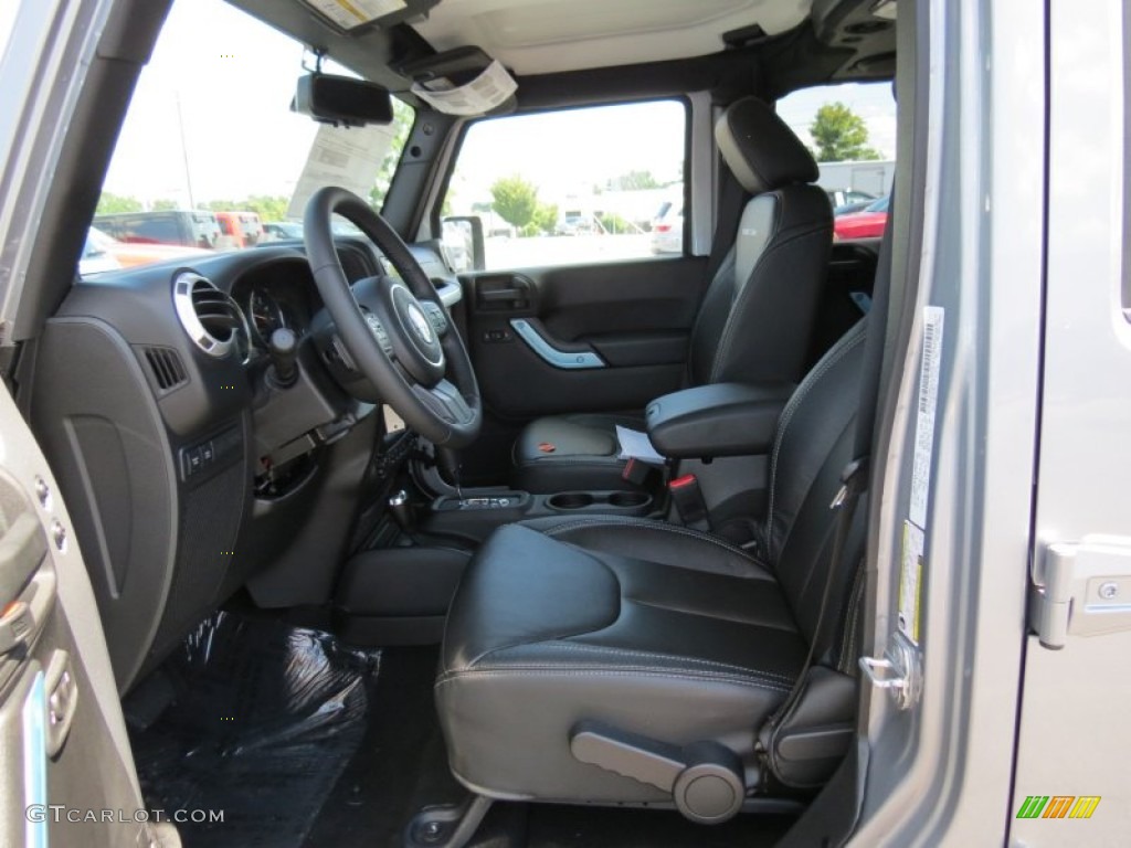 2014 Jeep Wrangler Unlimited Rubicon 4x4 Front Seat Photo #84908509
