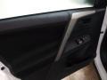 Super White - RAV4 XLE AWD Photo No. 15