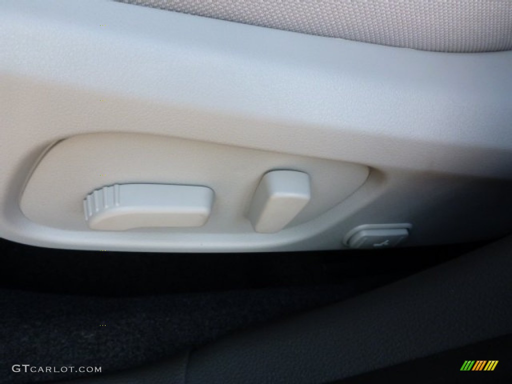 2014 Forester 2.5i Premium - Dark Gray Metallic / Platinum photo #15