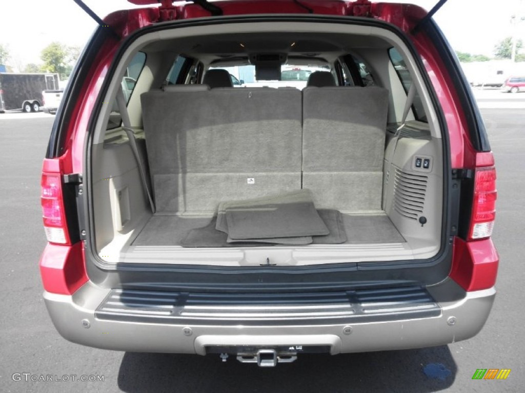 2003 Expedition Eddie Bauer 4x4 - Laser Red Tinted Metallic / Medium Parchment photo #28