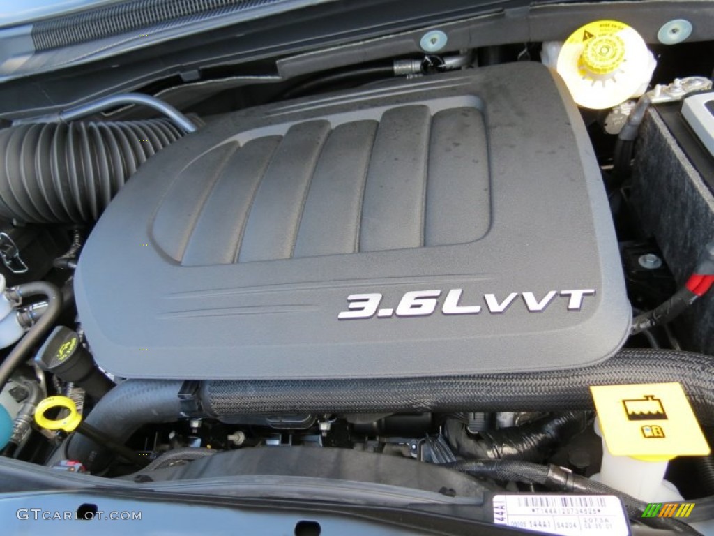 2014 Chrysler Town & Country Limited 3.6 Liter DOHC 24-Valve VVT V6 Engine Photo #84910744