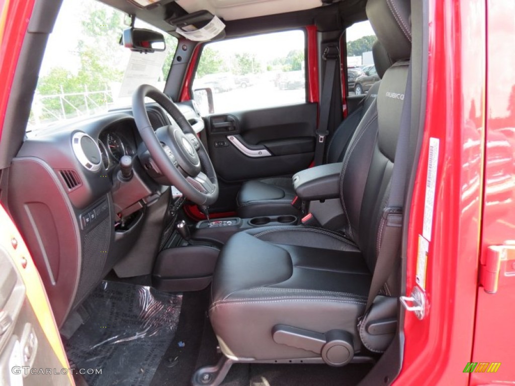Black Interior 2014 Jeep Wrangler Unlimited Rubicon 4x4 Photo #84913978