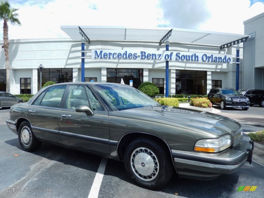 1996 LeSabre Custom - Medium Green Pearl Metallic / Neutral photo #1