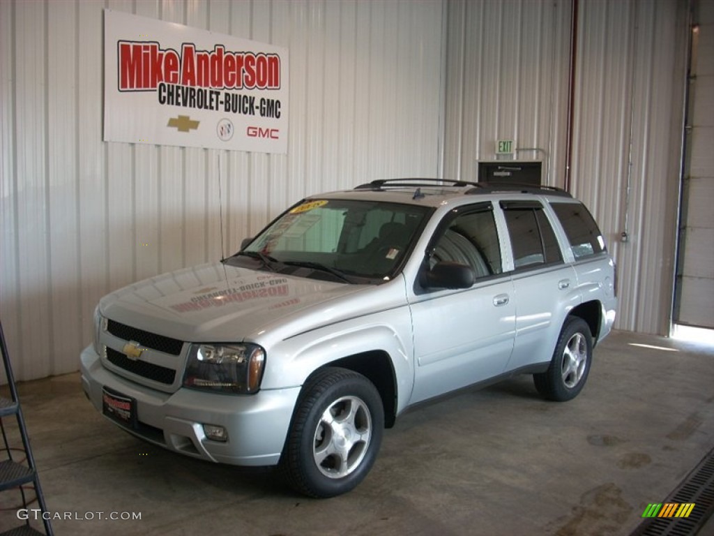 2008 TrailBlazer LT 4x4 - Moondust Metallic / Light Gray photo #1
