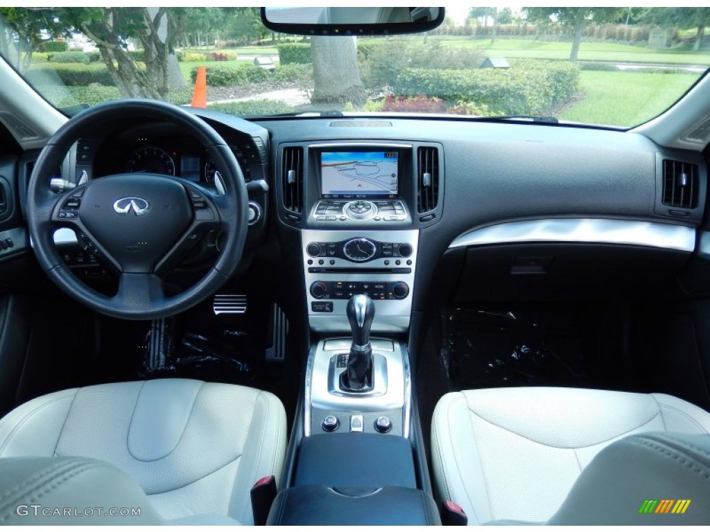 2011 Infiniti G 37 S Sport Convertible Stone Dashboard Photo #84917123