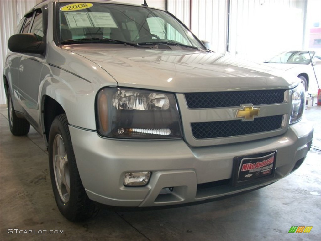2008 TrailBlazer LT 4x4 - Moondust Metallic / Light Gray photo #7