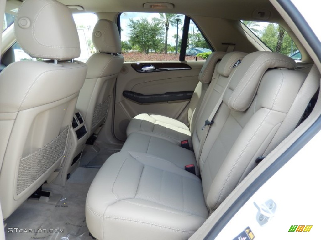 2014 Mercedes-Benz ML 350 Rear Seat Photo #84918181