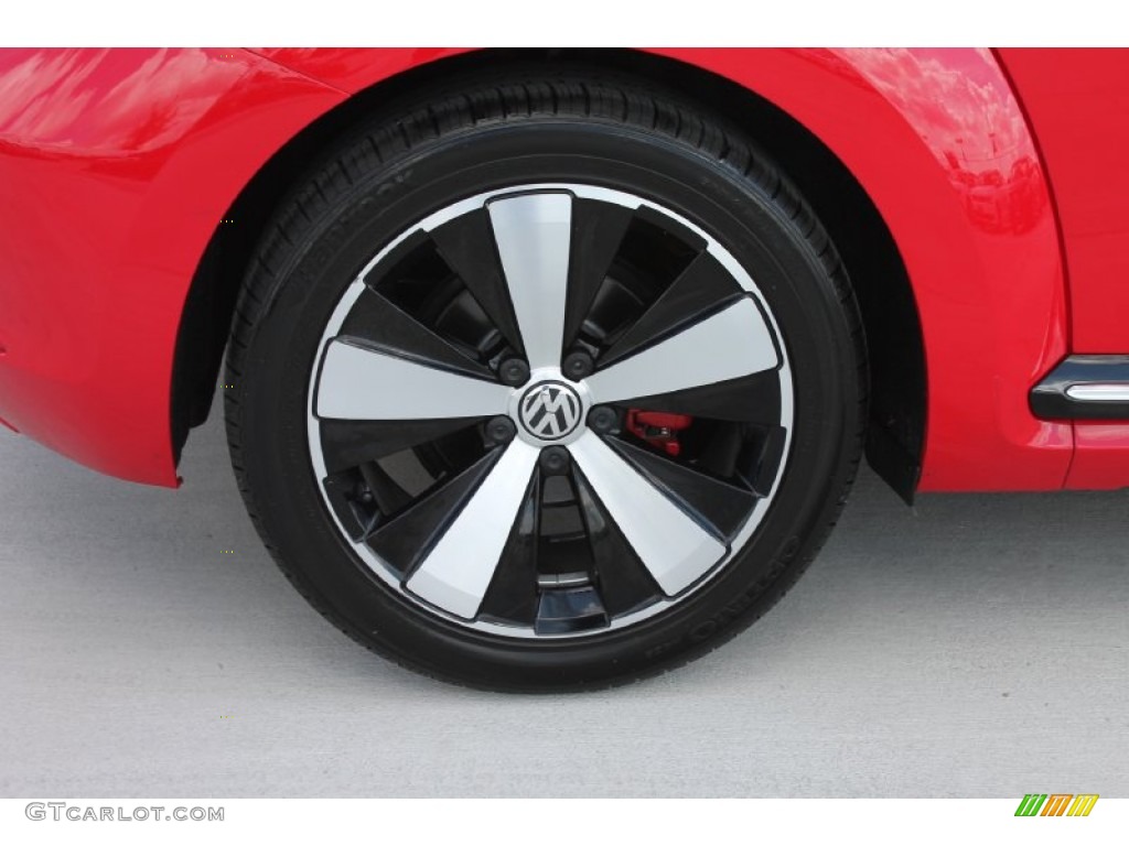 2013 Volkswagen Beetle Turbo Convertible Wheel Photo #84918838