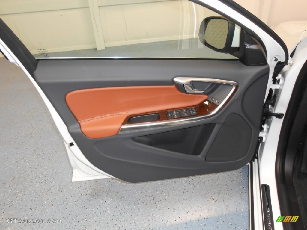 2014 Volvo S60 T6 AWD Beechwood/Off Black Door Panel Photo #84919297