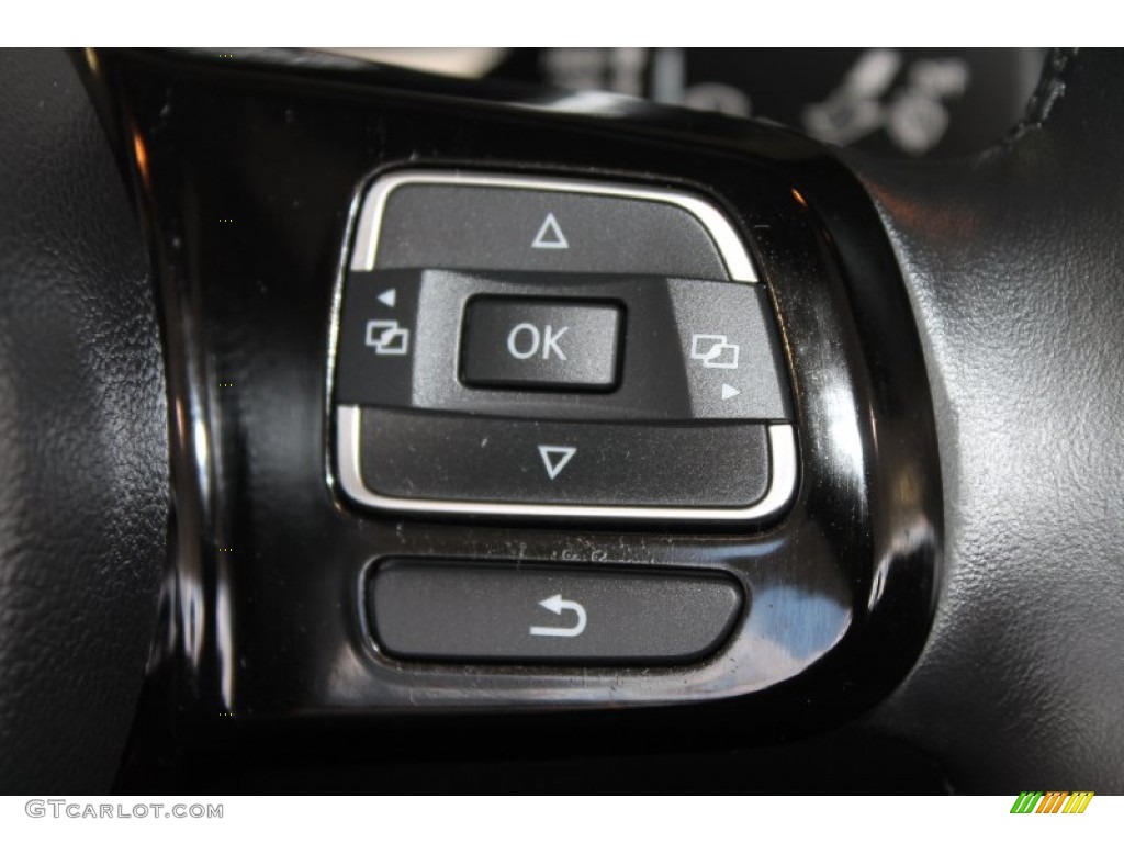 2013 Volkswagen Beetle Turbo Convertible Controls Photo #84919351