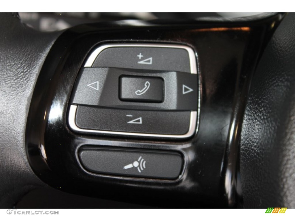 2013 Volkswagen Beetle Turbo Convertible Controls Photo #84919375