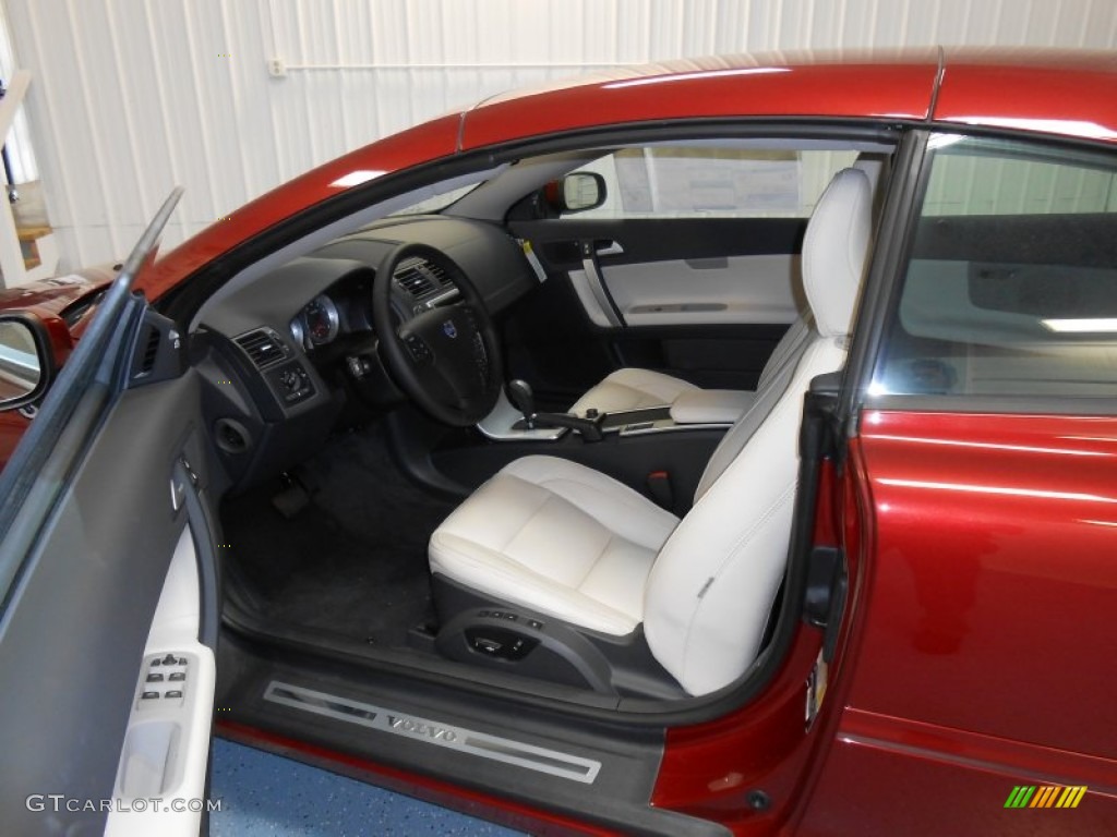 2013 C70 T5 - Flamenco Red Metallic / Calcite/Off Black photo #6