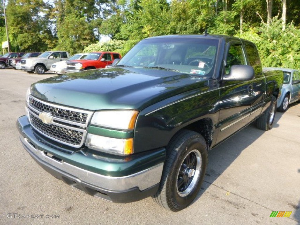 2006 Silverado 1500 LT Extended Cab 4x4 - Dark Green Metallic / Dark Charcoal photo #4