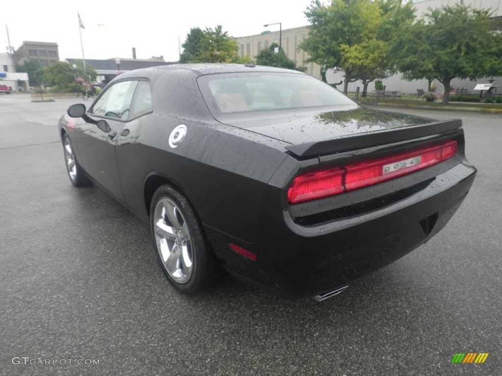 2014 Challenger R/T - Black / Dark Slate Gray/Radar Red photo #3