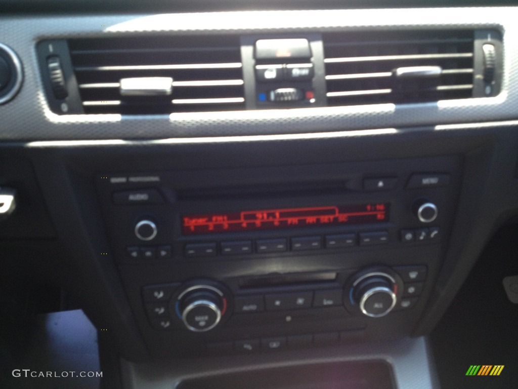 2011 3 Series 335is Coupe - Black Sapphire Metallic / Black photo #3