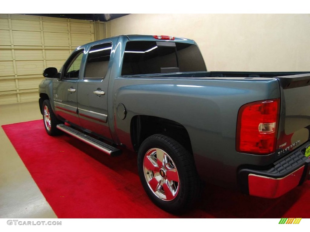 2009 Silverado 1500 LT Crew Cab - Blue Granite Metallic / Light Titanium photo #4