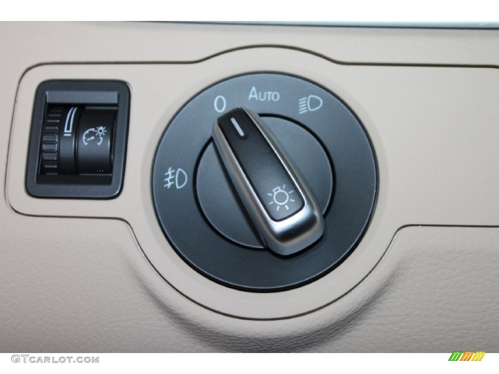 2014 Volkswagen CC Sport Controls Photo #84922594