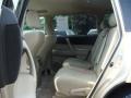 Sandy Beach Metallic - Highlander V6 4WD Photo No. 13
