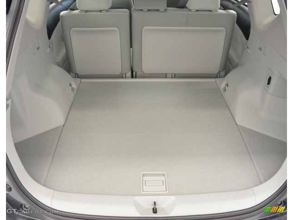 2013 Prius v Three Hybrid - Magnetic Gray Metallic / Misty Gray photo #31