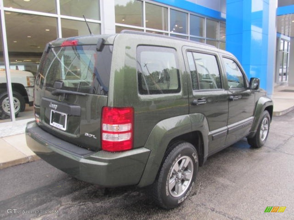 2008 Liberty Sport 4x4 - Jeep Green Metallic / Pastel Pebble Beige photo #4