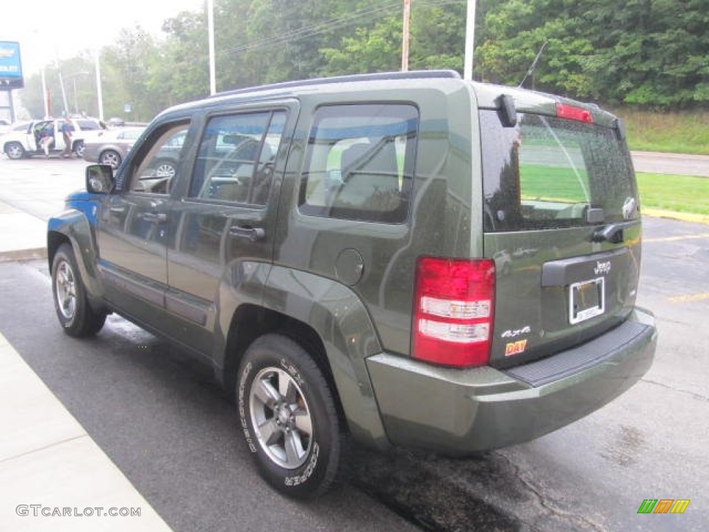 2008 Liberty Sport 4x4 - Jeep Green Metallic / Pastel Pebble Beige photo #6
