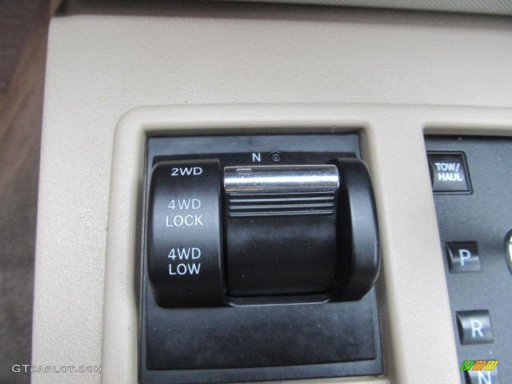 2008 Liberty Sport 4x4 - Jeep Green Metallic / Pastel Pebble Beige photo #17