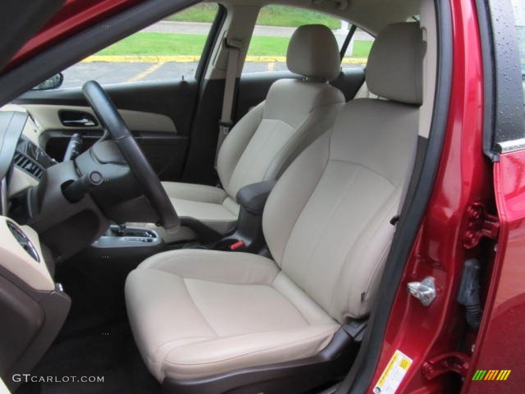 2011 Chevrolet Cruze LT Front Seat Photo #84926635