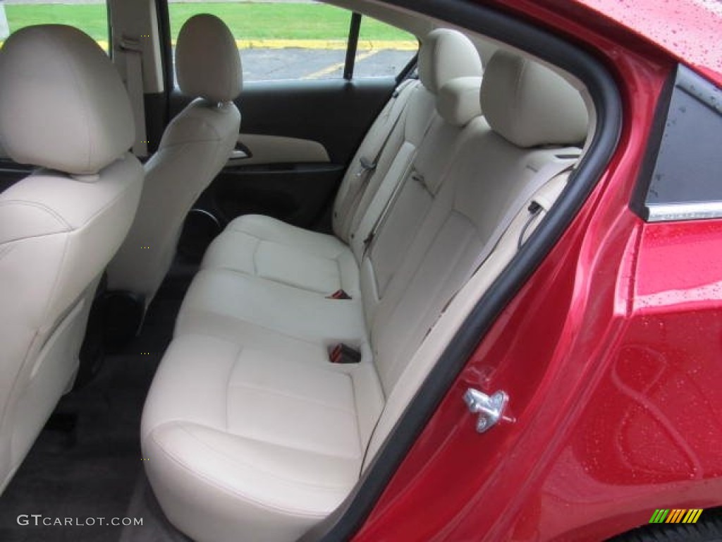 2011 Chevrolet Cruze LT Rear Seat Photo #84926660