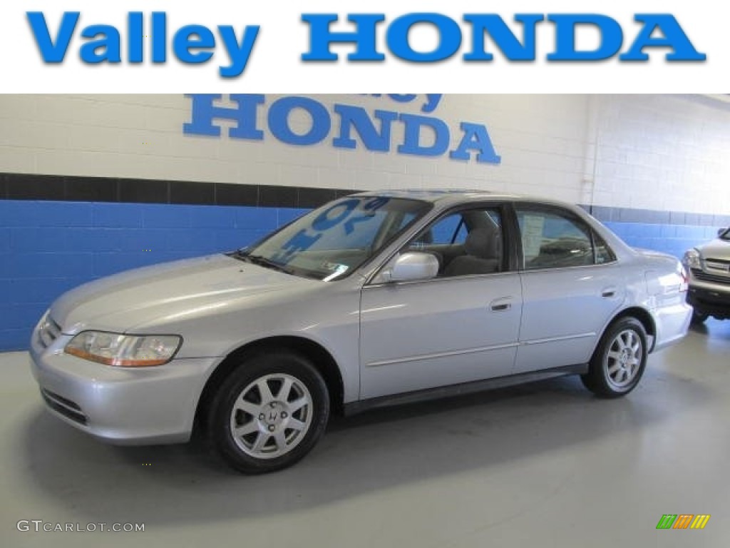 2002 Accord SE Sedan - Satin Silver Metallic / Quartz Gray photo #1
