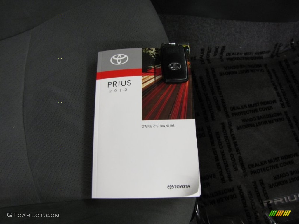 2010 Prius Hybrid V - Barcelona Red Metallic / Dark Gray photo #27