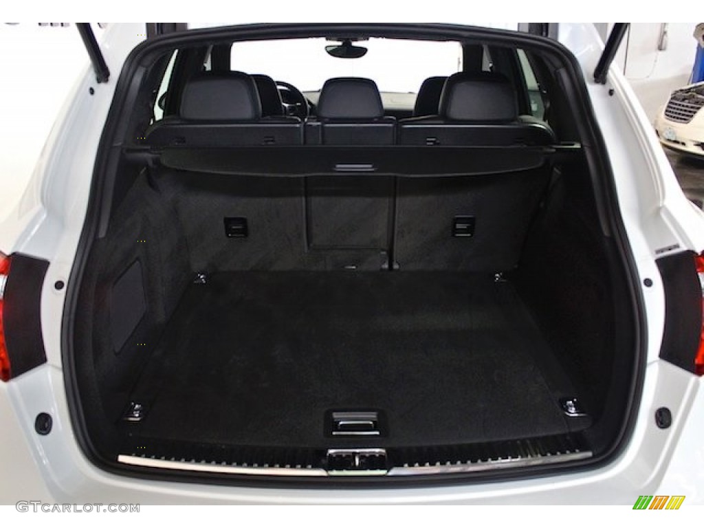 2013 Porsche Cayenne Turbo Trunk Photo #84933508
